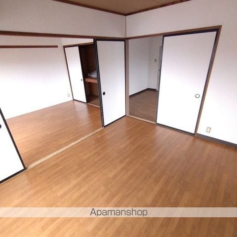 マルモビルの内装写真