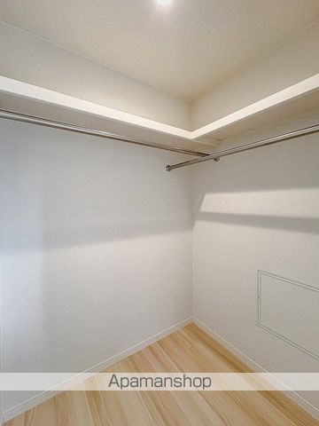 detached 埼玉県吉川市美南２丁目1-9(A)､1-21(B)

地図を見る