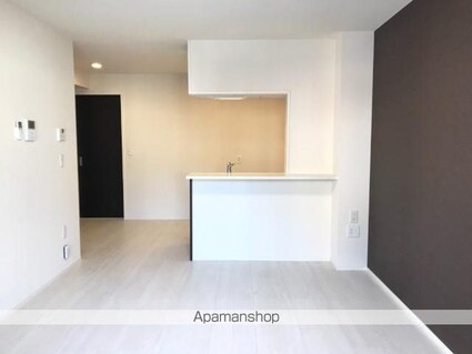 ロイヤル　ソフィア[1LDK/45.42m2]のリビング・居間1