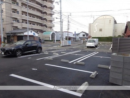 シャルマンコート[1LDK/49.86m2]の駐車場2