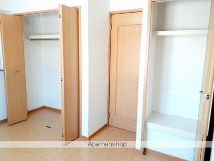 トゥジュールヴェール[1LDK/42.8m2]の収納