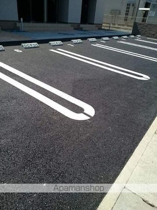 ＪａｄｅＨｏｕｓｅ庄町　Ａ[1R/32.23m2]の駐車場1