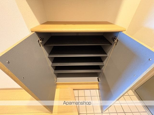 アバンツァートコルソ吉川美南の内装写真