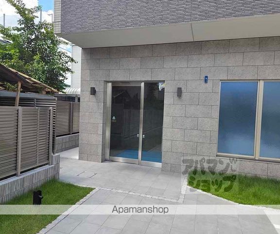 ベラジオ ワールドアイ 京都円町の玄関写真