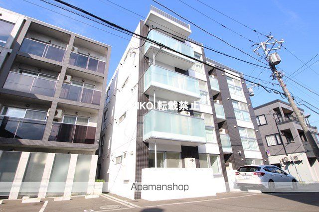 札幌市南北線 麻生駅 徒歩5分 4階建 築12年の外観写真