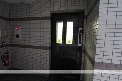 サンクトーム屋島[2LDK/60.38m2]の共用部2