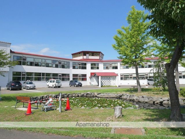 三笠弥生桜木町貸家の周辺写真