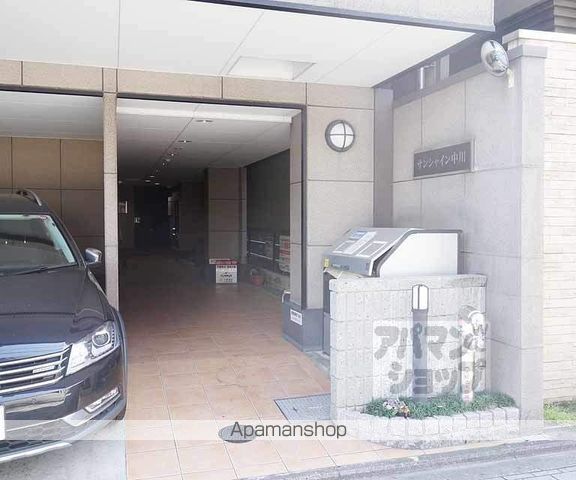 サンシャイン中川の玄関写真