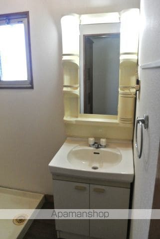日の丸ビルの内装写真
