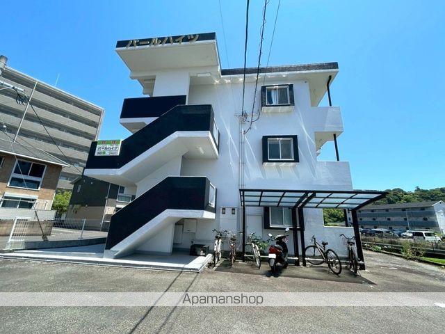 パールハイツの外観写真