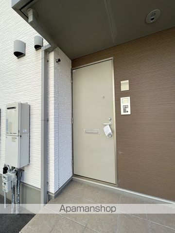 BELLE LEAD朝生田の玄関写真