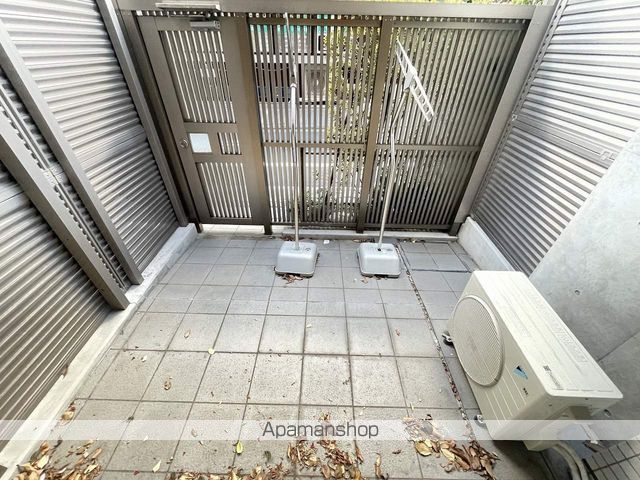 パークハビオ中目黒[1R/25.1m2]のバルコニー