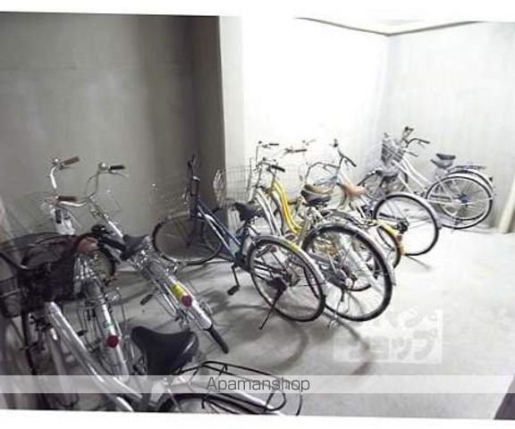 グランコスモ御所東の外観写真