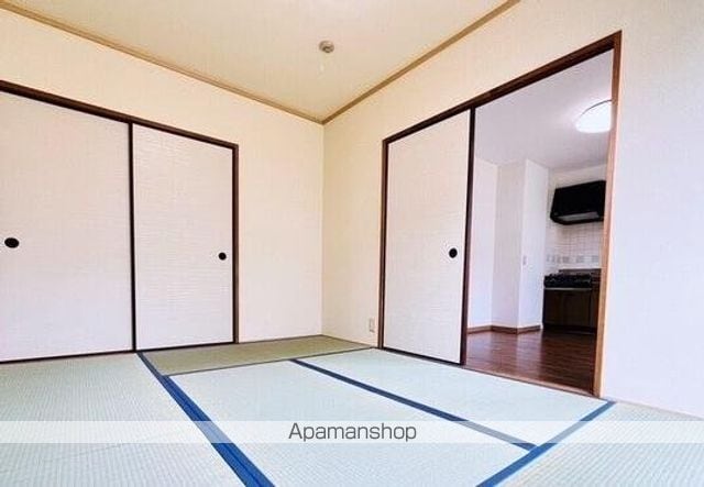 フォブール八坂Bの内装写真