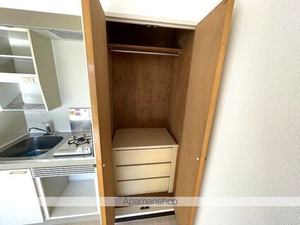 ダイアパレス皆実町[1R/17.86m2]の収納