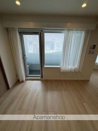 東京都目黒区駒場１丁目[1R/46.9m2]のバルコニー