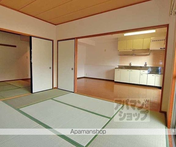 山和小路の内装写真