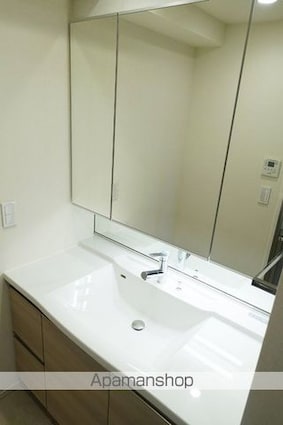ライトテラス世田谷砧[3LDK/68m2]の洗面所