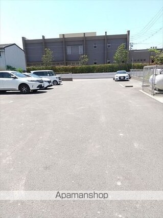 和歌山県和歌山市内原[1LDK/45.89m2]の駐車場