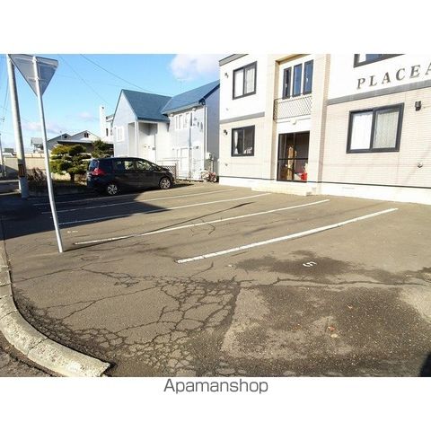 PLACEAの外観写真