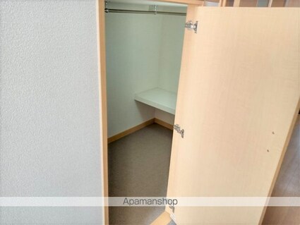 レオパレスファーム[1K/20.81m2]の収納