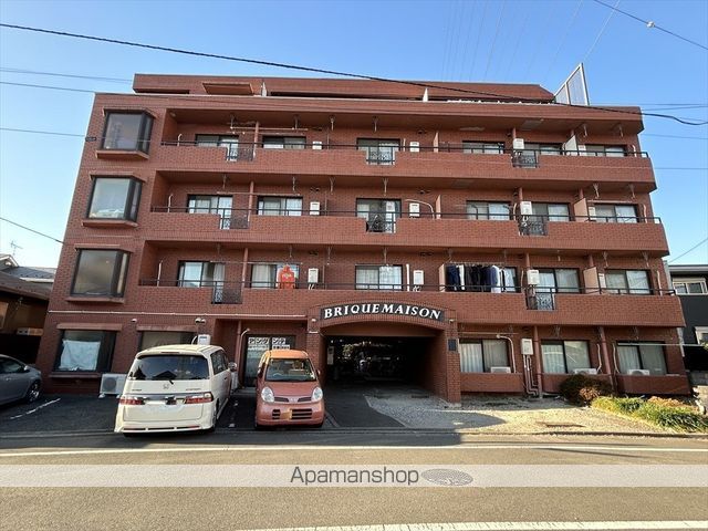 ブリックメゾン1号館の外観写真