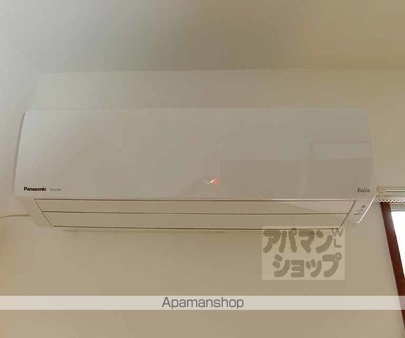 ロイヤルハイツ袴田の内装写真