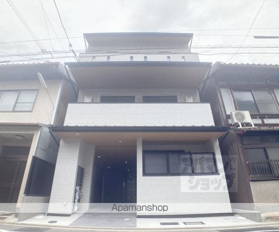 アドバンスコート四条堀川IIの外観写真