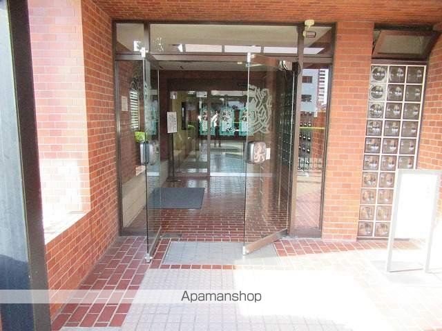 ライオンズマンション菜園の玄関写真