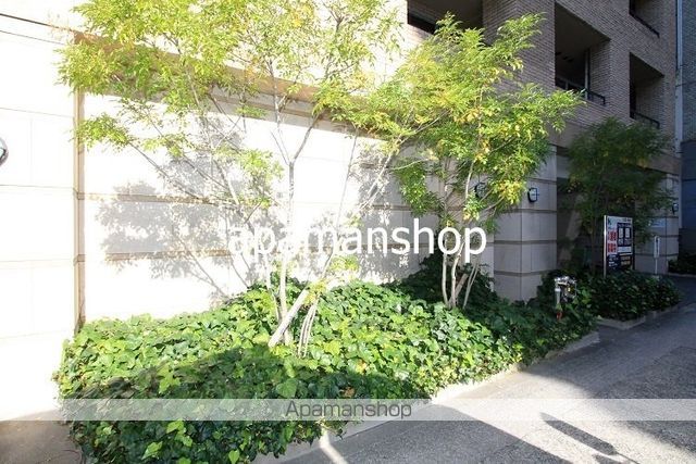 フォレステージュUTUBOKOENの玄関写真