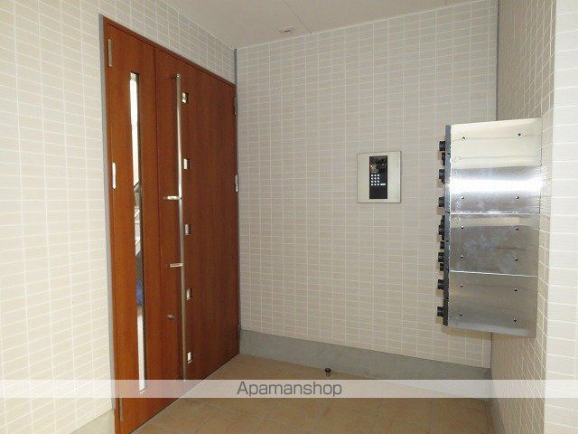 プレシャスヴィラ松戸の玄関写真