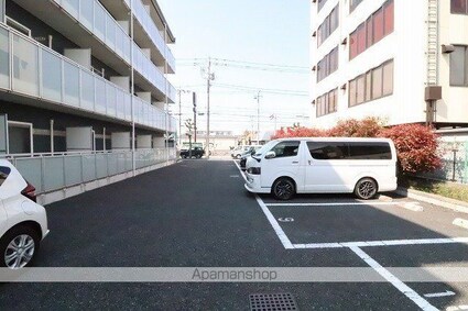 レオネクストコスモス[1K/26.08m2]の駐車場
