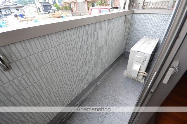 メゾネット中山の内装写真