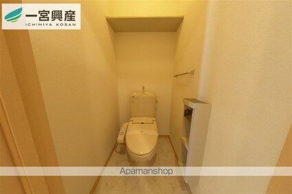 ハーミテージ　Ｃ棟[2LDK/61.6m2]のトイレ