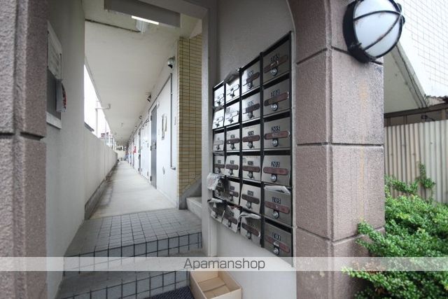 サンファミール緑井の玄関写真