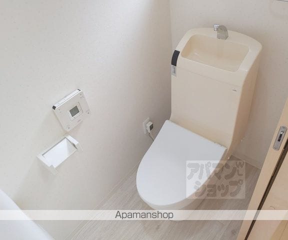 直違橋片町527-10貸家の内装写真
