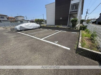 レオパレス太勇Ⅱ[1K/23.18m2]の駐車場2