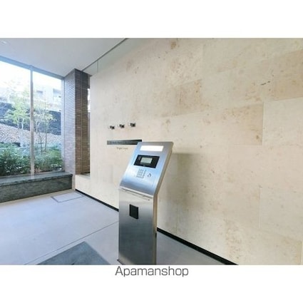 蘆花公園ザ・レジデンス　ブライトコート[3LDK/75.78m2]の共用部1