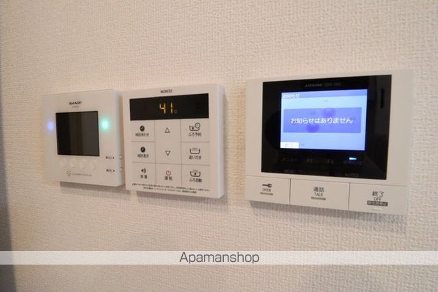 フラット スクエアの内装写真