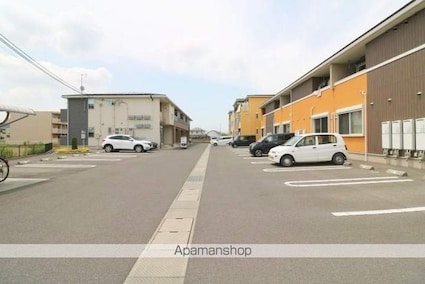 レスペヘリオスＢ[2LDK/56.84m2]の駐車場4