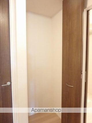 グローリアス　ＩＩＩ[1LDK/53.48m2]の収納