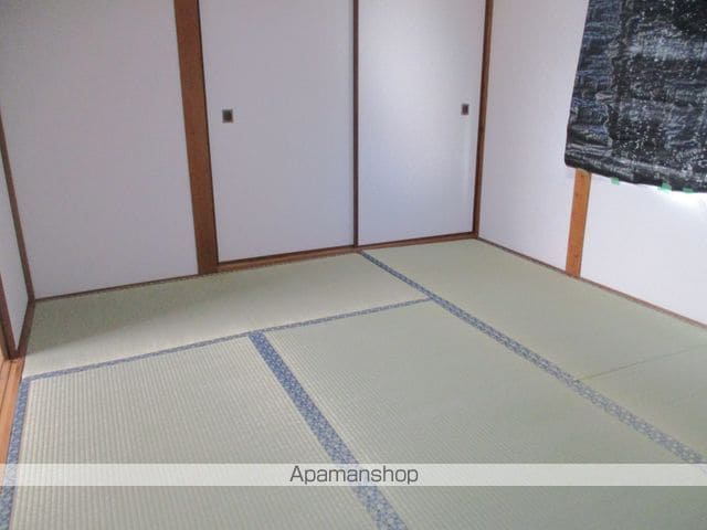 田辺市 2階建 築53年の内装写真