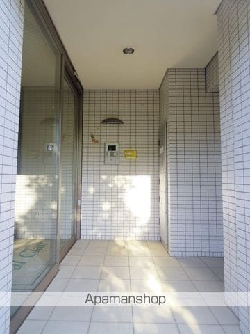 【三鷹市新川のマンションの写真】