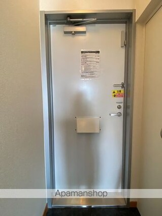 レオパレスかたおか[1K/23.61m2]の玄関