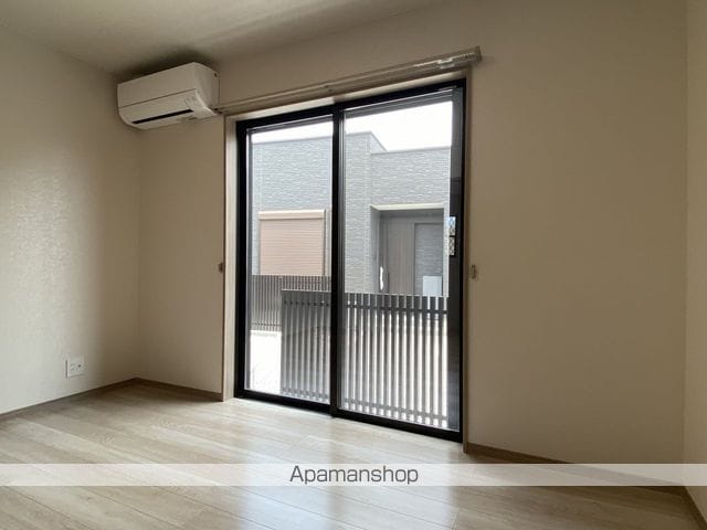 ラファールの内装写真
