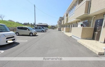 ポムドテールＴ[2DK/46.18m2]の駐車場