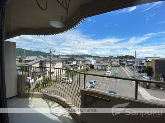 松山グランドハイツの内装写真