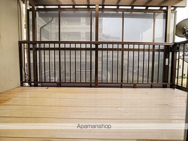 福岡市七隈線 茶山駅 徒歩4分 2階建 築50年の内装写真