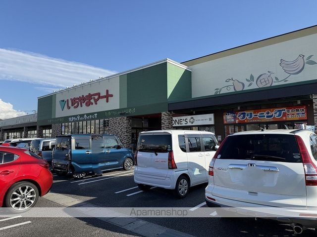 サンプラザ平澤の周辺写真