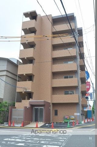 ベルヴィル大町駅前の外観写真